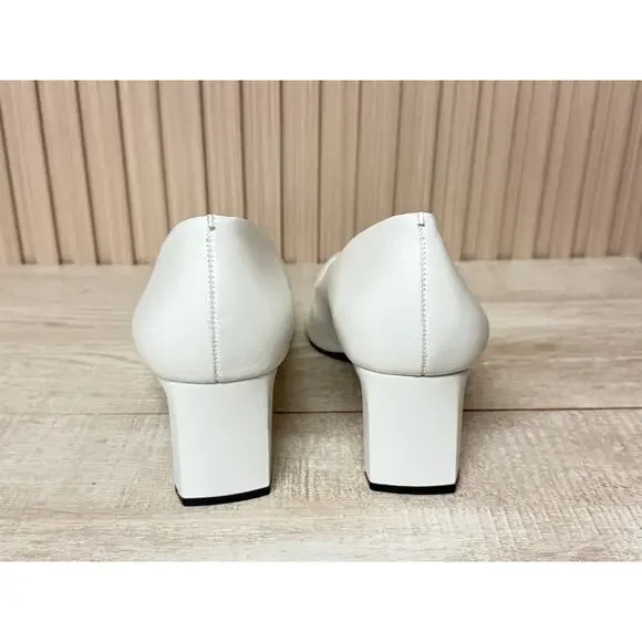 Vince Camuto Tritellia Pointed Toe Pump in Coconut Cream White Women's Size 10M